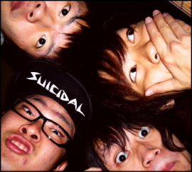 http://thejunk.xxxxxxxx.jp/thejunk8.jpg